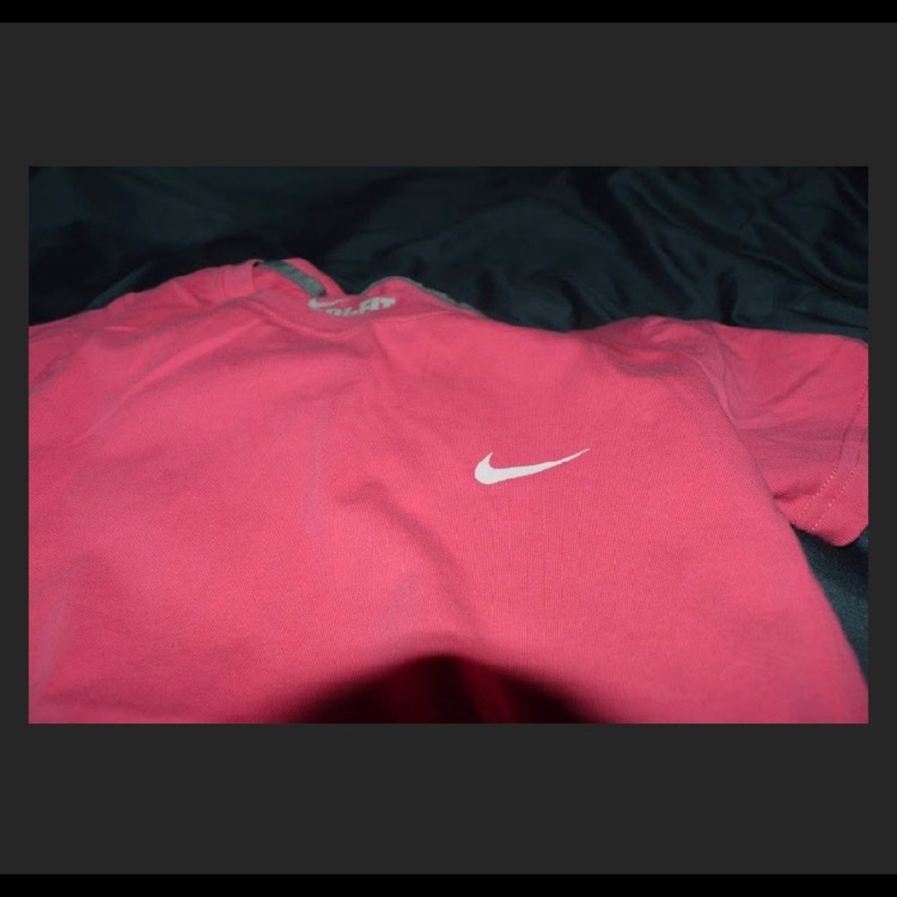 Small Nike Dri Fit tee in Soft Pink